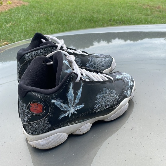 Smoke - Picture 2 of 3